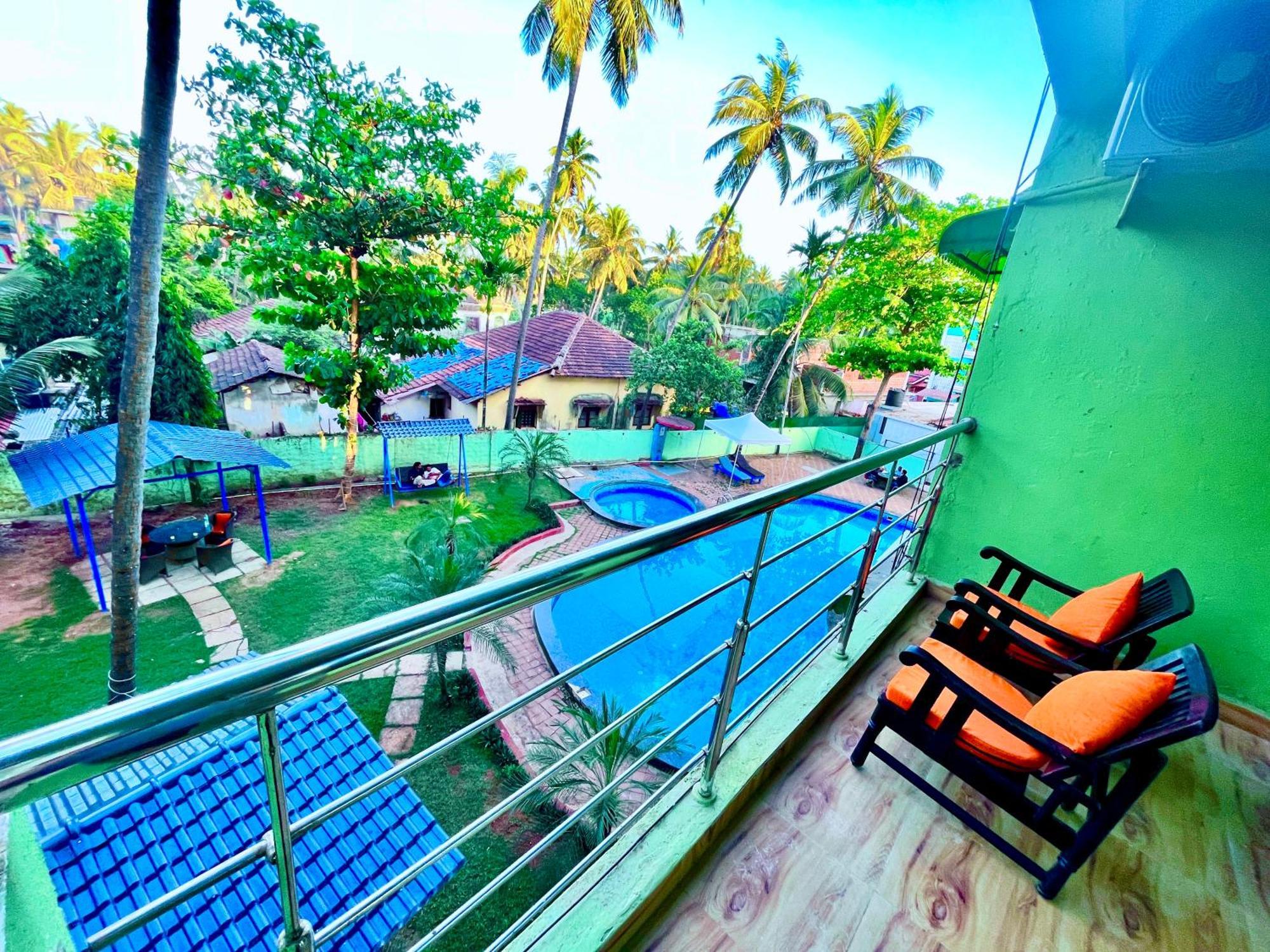 Summer Beach Resort, Goa - #Near Baga Beach #Swimming Pool #Garden #Bar #Lift #Premium Rooms #Property Of The Year #70565-84665 Calangute Exterior foto