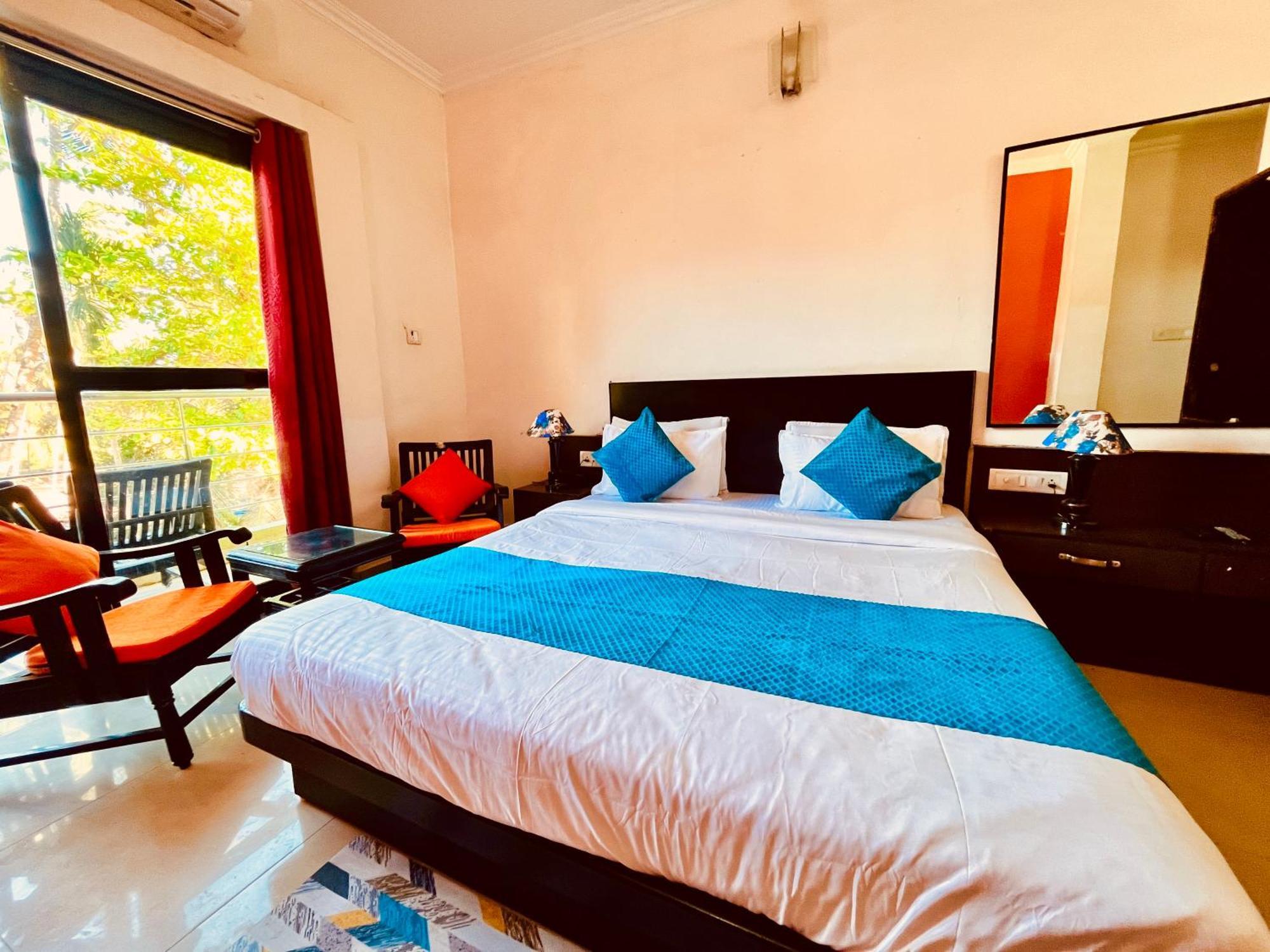 Summer Beach Resort, Goa - #Near Baga Beach #Swimming Pool #Garden #Bar #Lift #Premium Rooms #Property Of The Year #70565-84665 Calangute Exterior foto