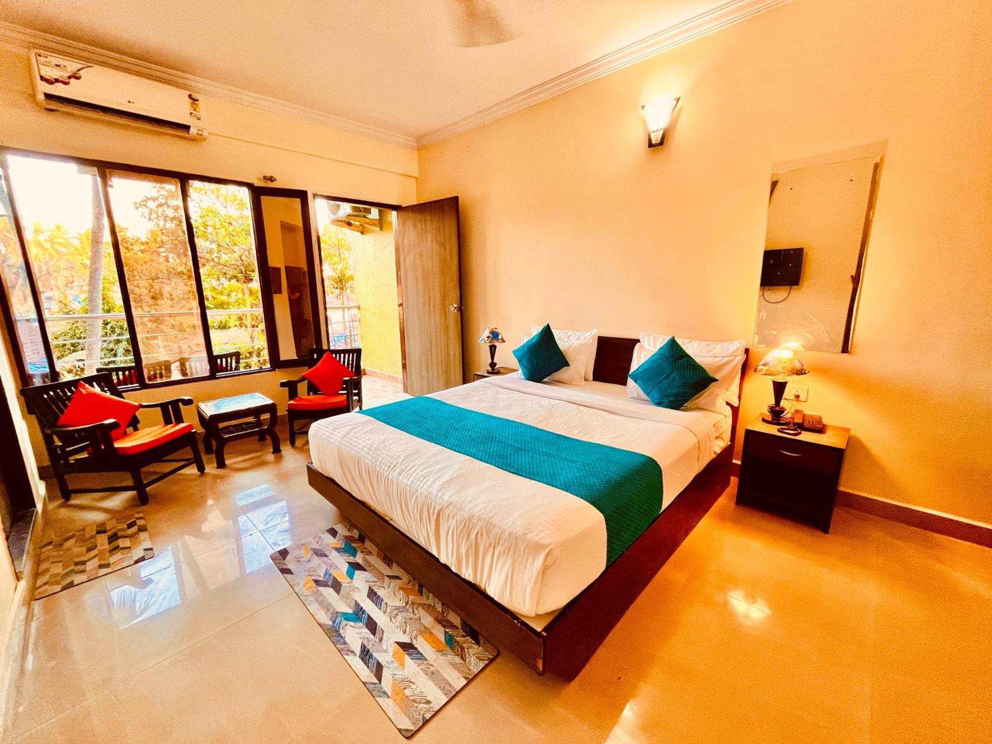 Summer Beach Resort, Goa - #Near Baga Beach #Swimming Pool #Garden #Bar #Lift #Premium Rooms #Property Of The Year #70565-84665 Calangute Exterior foto