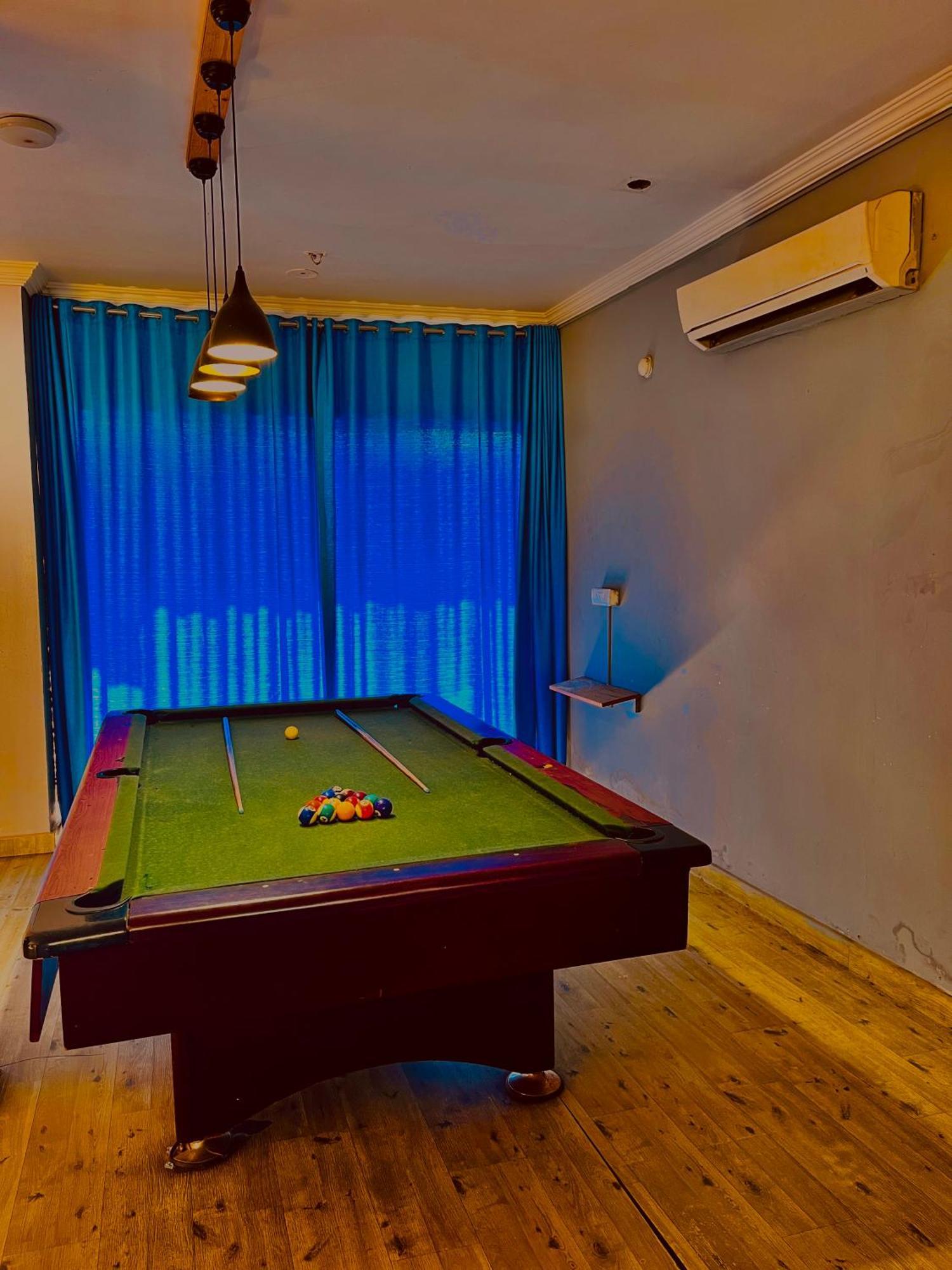 Summer Beach Resort, Goa - #Near Baga Beach #Swimming Pool #Garden #Bar #Lift #Premium Rooms #Property Of The Year #70565-84665 Calangute Exterior foto