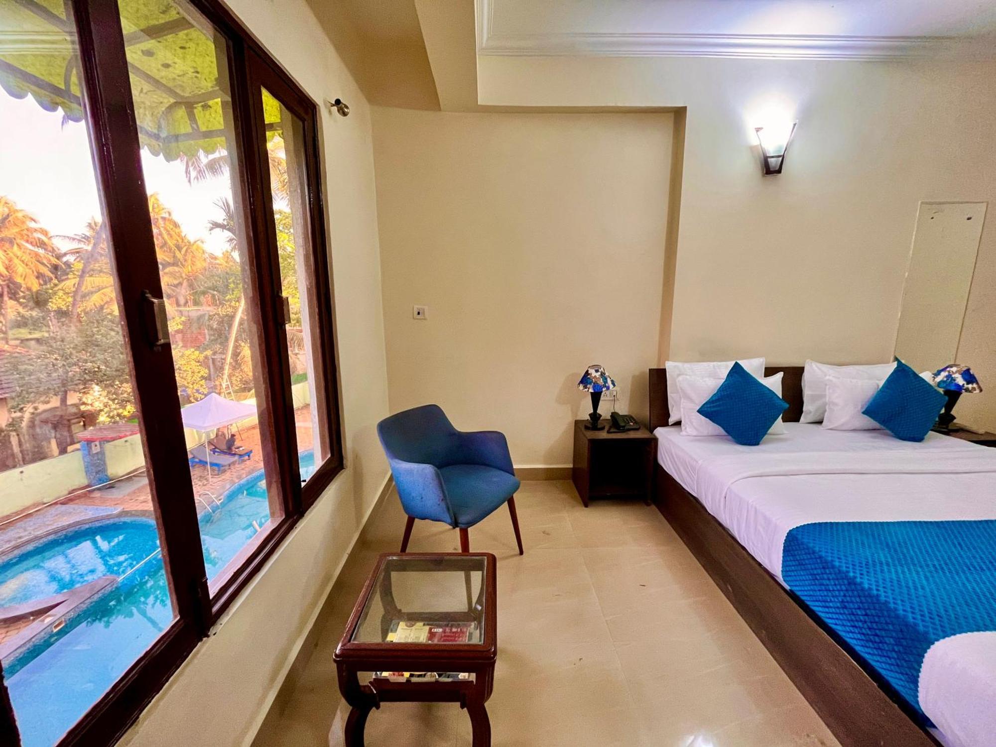 Summer Beach Resort, Goa - #Near Baga Beach #Swimming Pool #Garden #Bar #Lift #Premium Rooms #Property Of The Year #70565-84665 Calangute Exterior foto