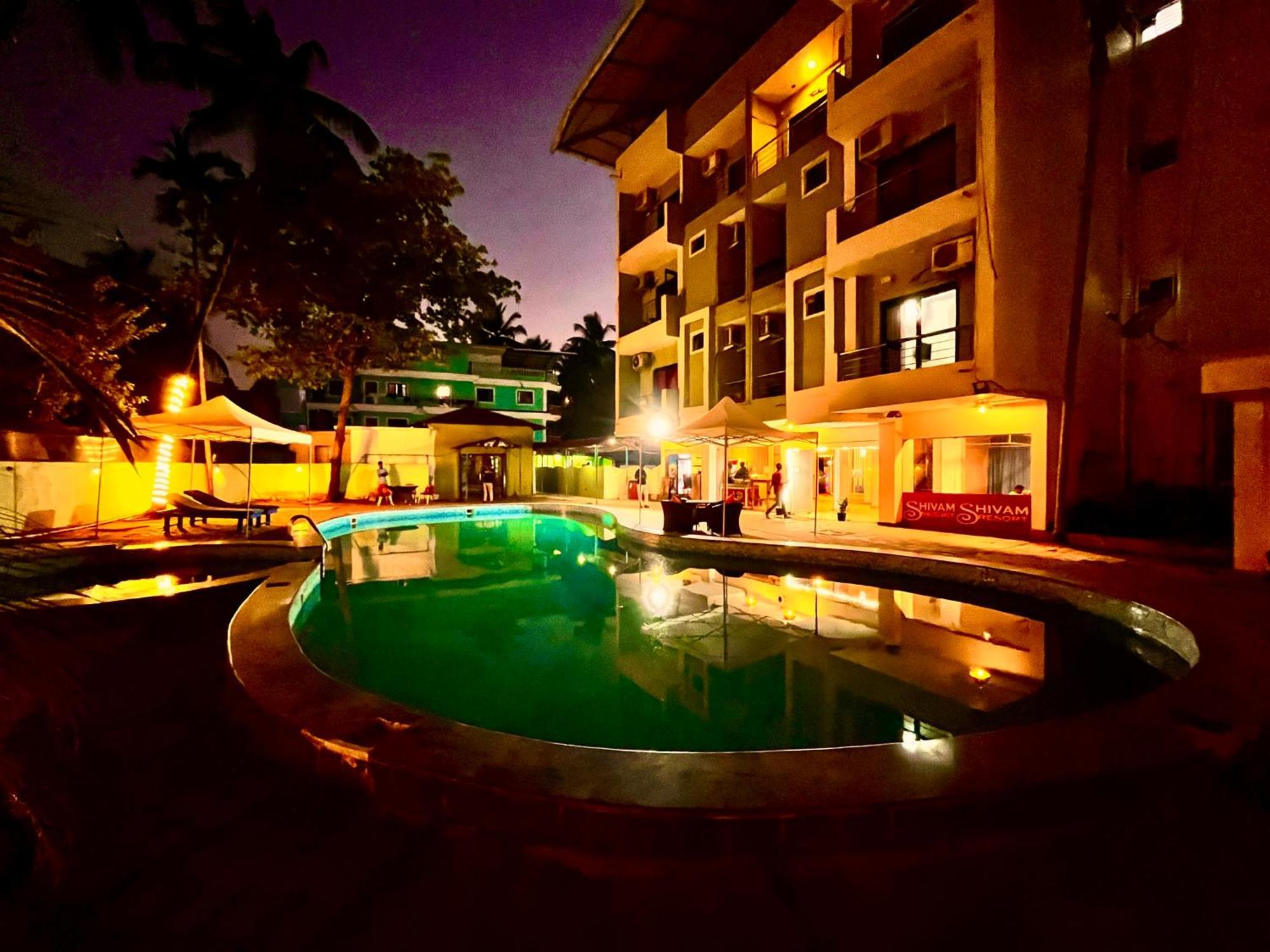 Summer Beach Resort, Goa - #Near Baga Beach #Swimming Pool #Garden #Bar #Lift #Premium Rooms #Property Of The Year #70565-84665 Calangute Exterior foto