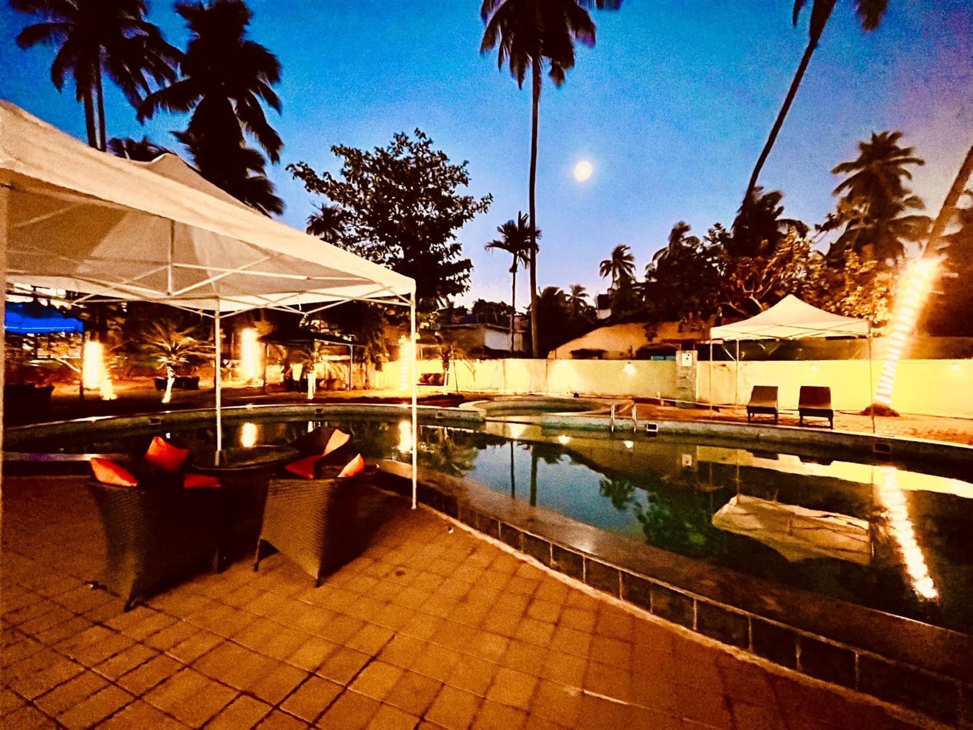 Summer Beach Resort, Goa - #Near Baga Beach #Swimming Pool #Garden #Bar #Lift #Premium Rooms #Property Of The Year #70565-84665 Calangute Exterior foto